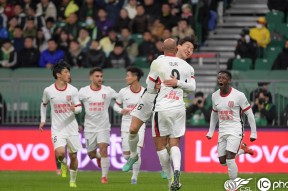 爱游戏娱乐入口-今晚突围战来临，北京国安围绕足总杯更衣室发声，赛场秩序良好，更衣室氛围转暖的简单介绍